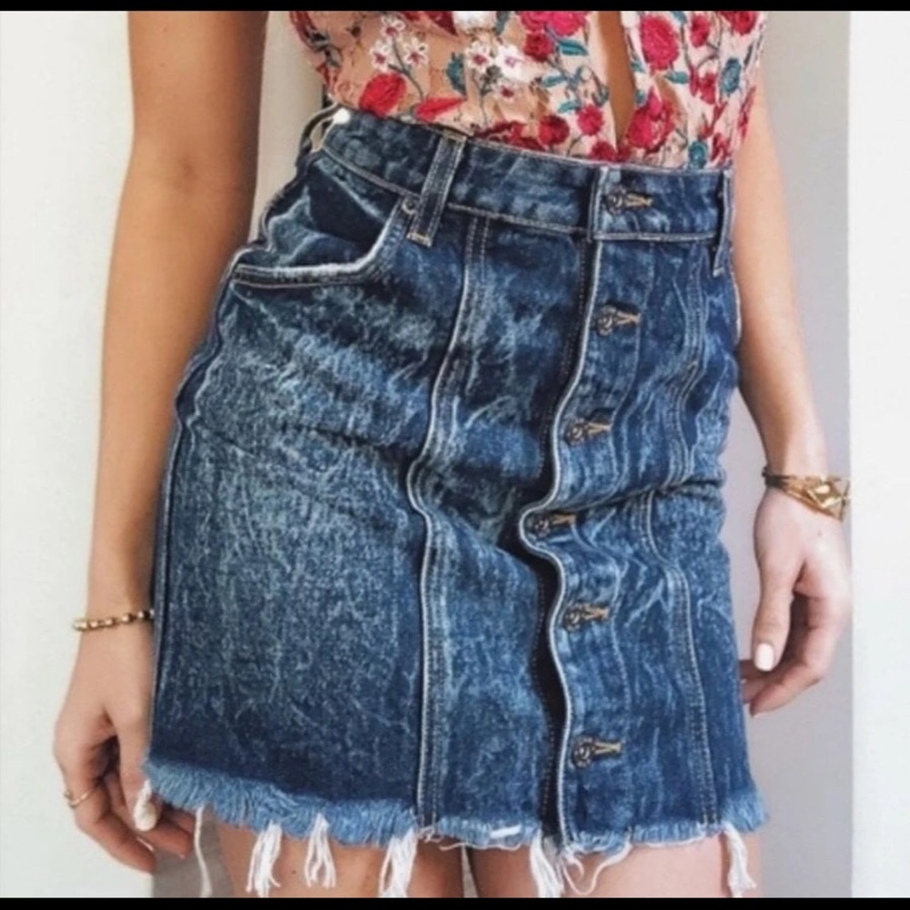 LF skirt